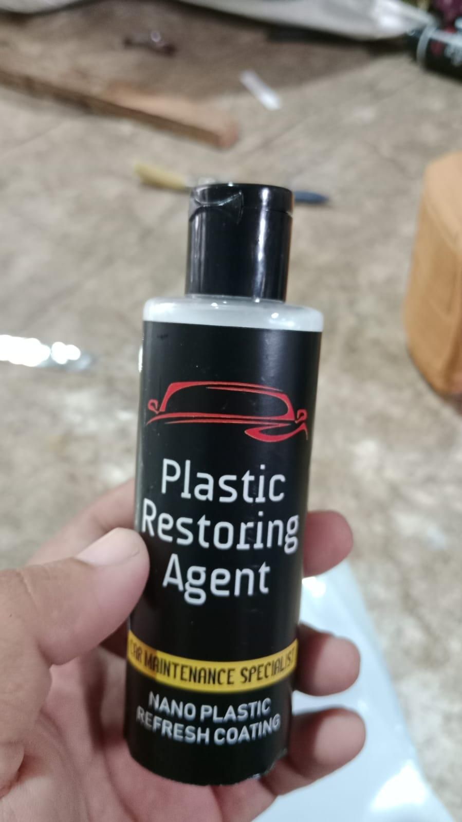 Plastic Revitalizing Coating for Car